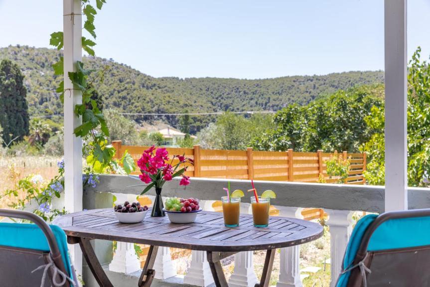 Myrto Holiday House Stafylos Exterior photo